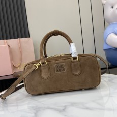 ミュウミュウバッグ Miu Miu 高品質 2025新作 クロスボディバッグ
