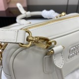 ミュウミュウバッグ Miu Miu 高品質 2025新作 クロスボディバッグ