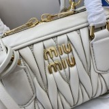 ミュウミュウバッグ Miu Miu 高品質 2025新作 クロスボディバッグ