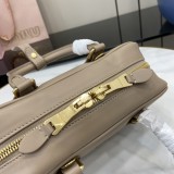 ミュウミュウバッグ Miu Miu 高品質 2025新作 クロスボディバッグ