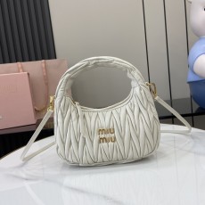 ミュウミュウバッグ Miu Miu 高品質 2025新作 バッグ
