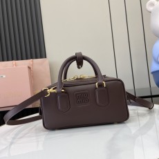 ミュウミュウバッグ Miu Miu 高品質 2025新作 クロスボディバッグ