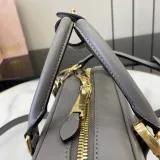 ミュウミュウバッグ Miu Miu 高品質 2025新作 クロスボディバッグ