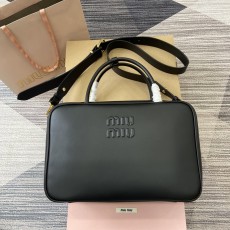 ミュウミュウバッグ Miu Miu 高品質 2025新作 ブリーフケース