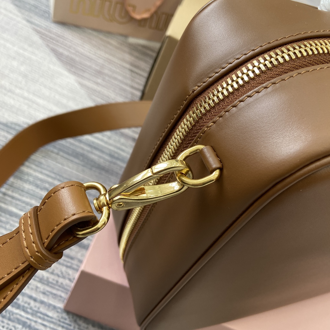 ミュウミュウバッグ Miu Miu 高品質 2025新作 ブリーフケース