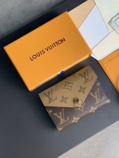 ルイヴィトンバッグ LOUIS VUITTON 高品質 2025新作 カード入れ M81557