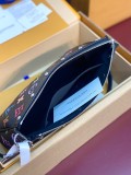 ルイヴィトンバッグ LOUIS VUITTON 高品質 2025新作 アンダーアームバッグ M13404