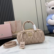 ミュウミュウバッグ Miu Miu 高品質 2025新作 ハンドバッグ