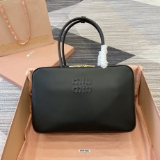 ミュウミュウバッグ Miu Miu 高品質 2025新作 ブリーフケース
