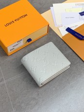 ルイヴィトンバッグ LOUIS VUITTON 高品質 2025新作 カード入れ M82562