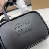 ミュウミュウバッグ Miu Miu 高品質 2025新作 ブリーフケース