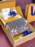 ルイヴィトンバッグ LOUIS VUITTON 高品質 2025新作 トイレタリーバッグ M14180
