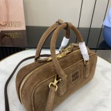 ミュウミュウバッグ Miu Miu 高品質 2025新作 クロスボディバッグ