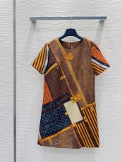 ロエベ服 LOEWE 2025新作 ドレス