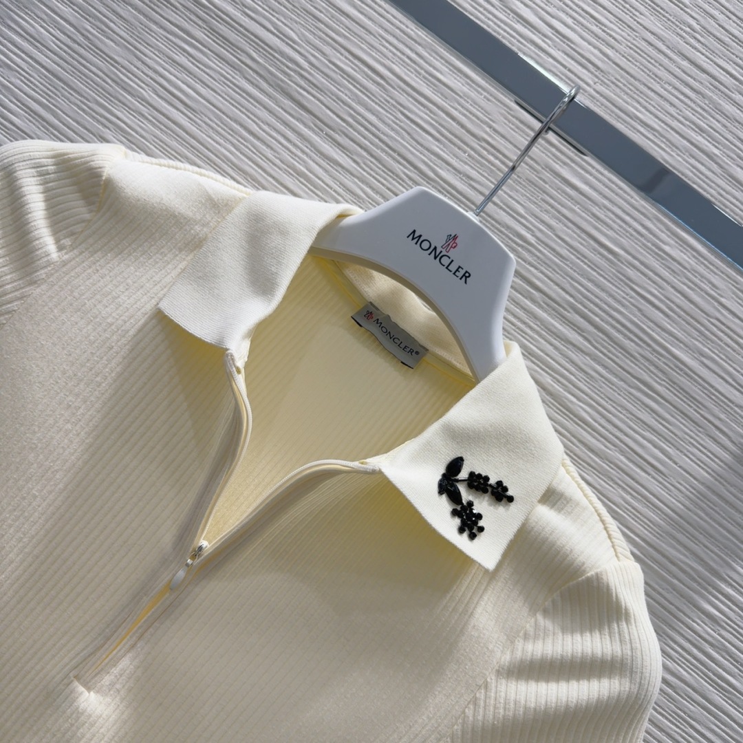 モンクレール服 MONCLER 2025新作 半袖トップス