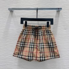 バーバリー服 BURBERRY 2025新作 ショートパンツ