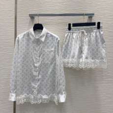 ロエベ服 LOEWE 2025新作 セット
