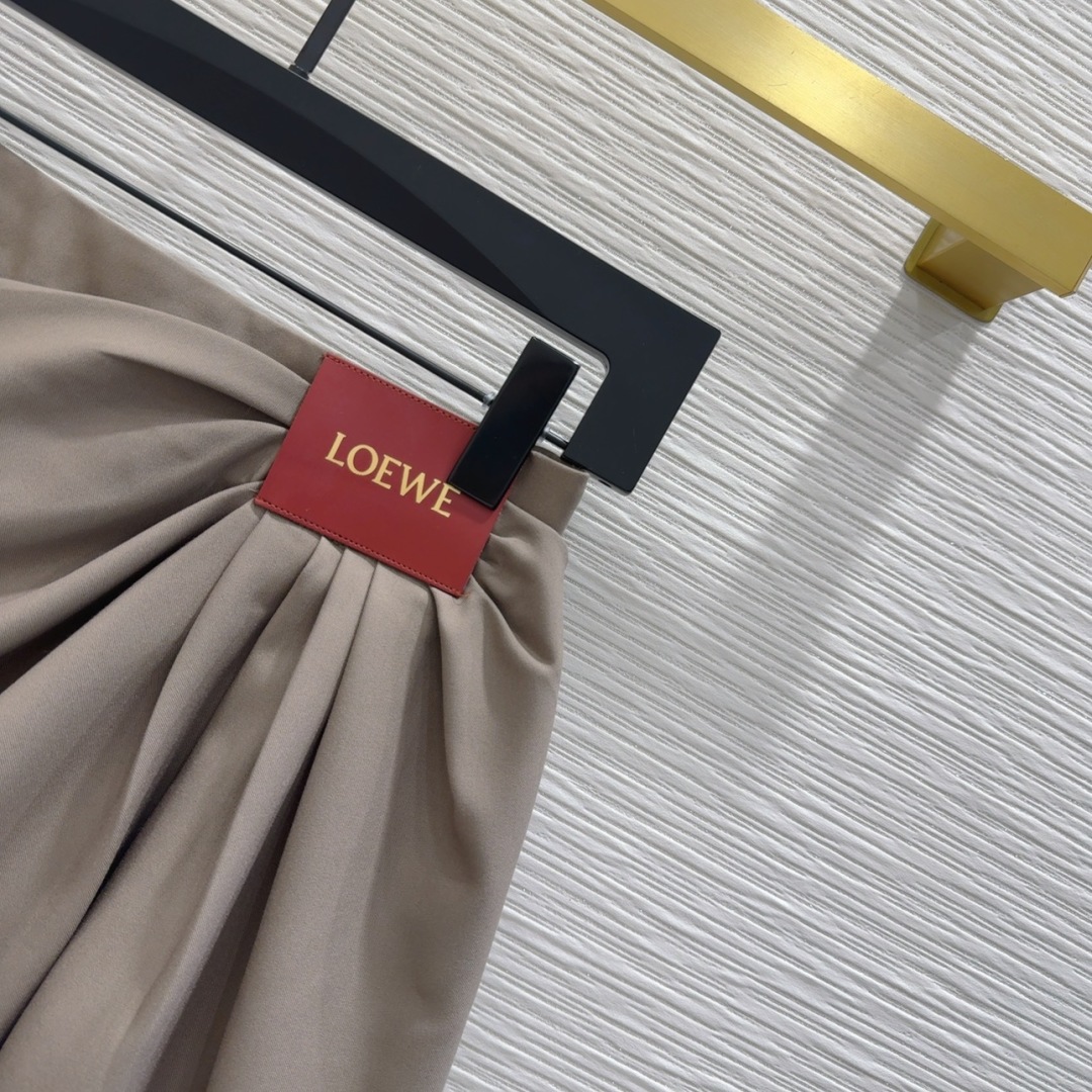 ロエベ服 LOEWE 2025新作 短いスカート