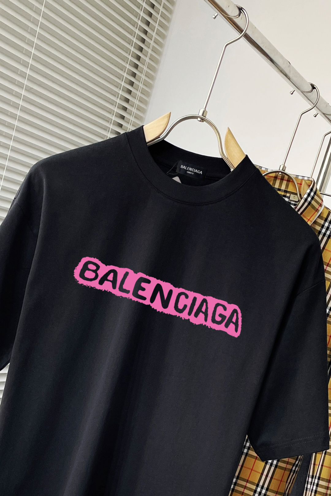 バレンシアガ服 BALENCIAGA 2025新作 半袖Tシャツ
