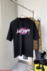 バレンシアガ服 BALENCIAGA 2025新作 半袖Tシャツ