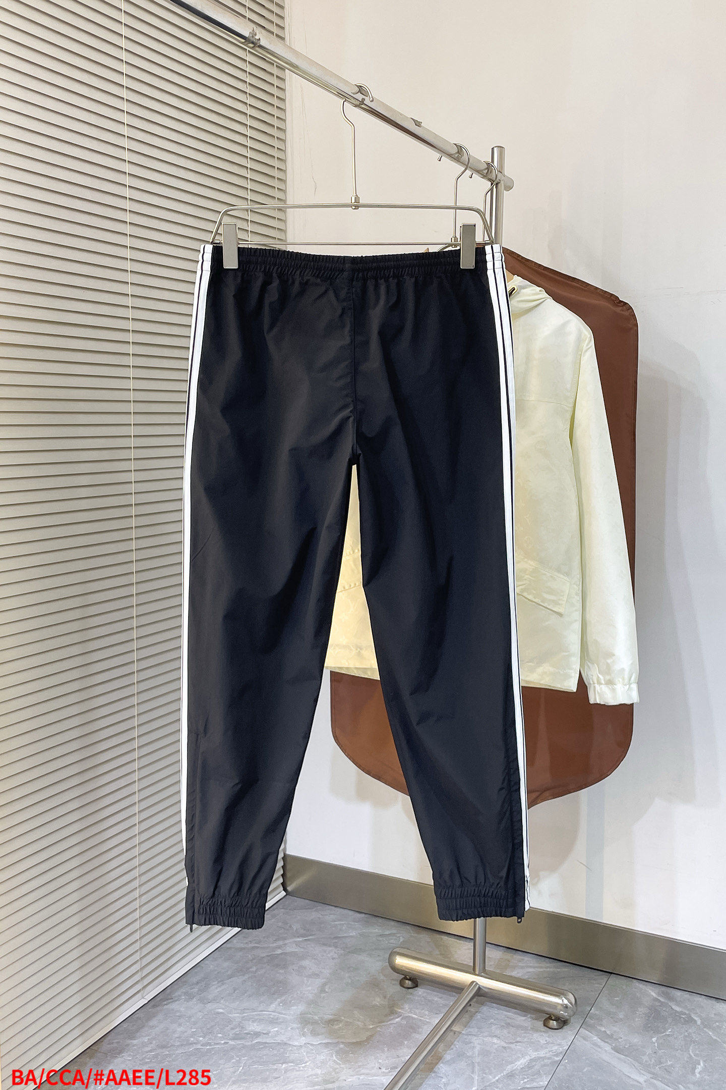 バレンシアガ服 BALENCIAGA 2025新作 ズボン