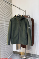 ARCTERYX服 ARCTERYX 2025新作 フード付きジャケット