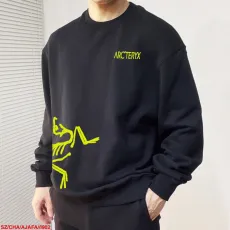 ARCTERYX服 ARCTERYX 2025新作 クルーネックスウェットシャツ