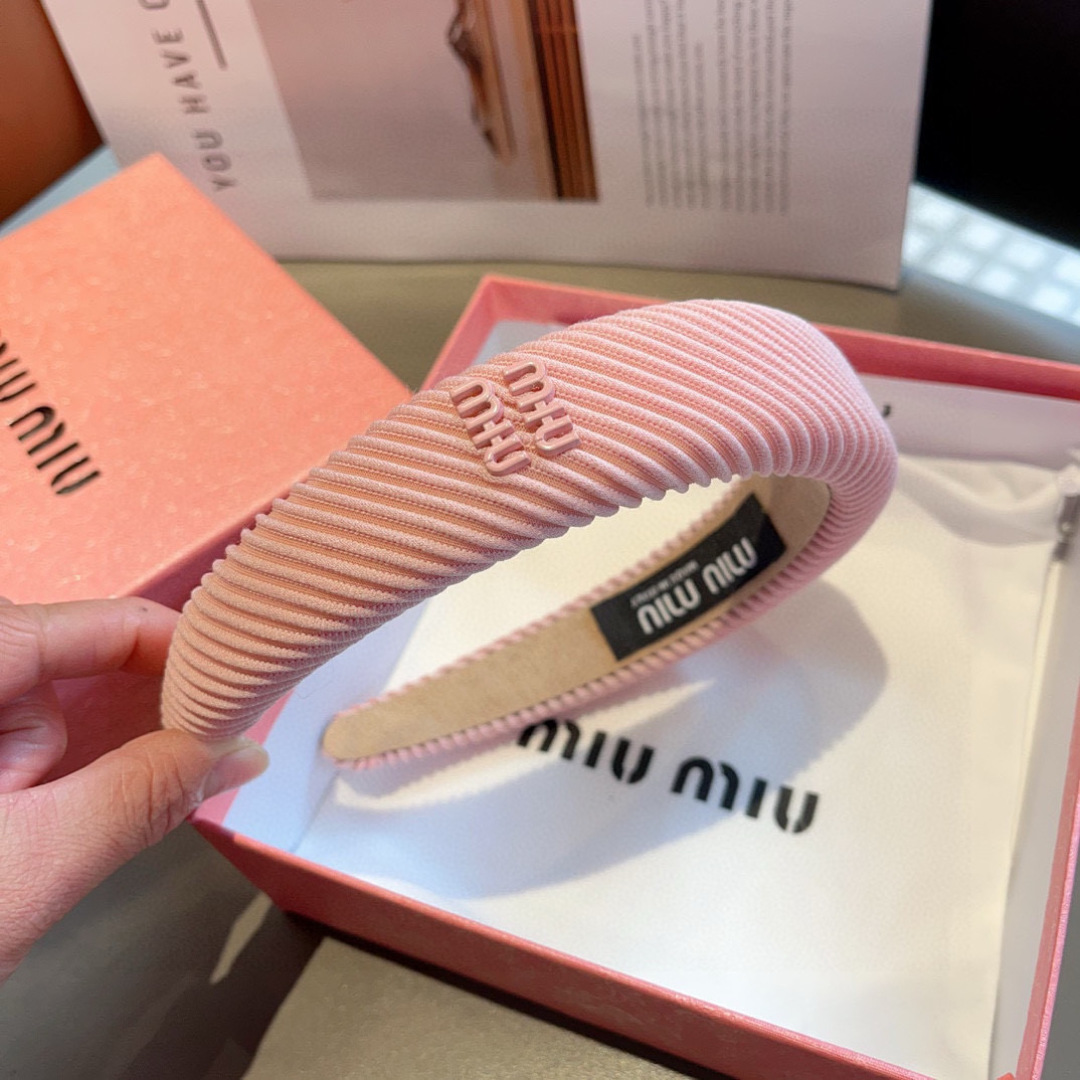ミュウミュウカチューシャ Miu Miu 2025新作 カチューシャ
