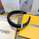 フェンディカチューシャ FENDI 2025新作 カチューシャ