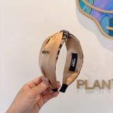 フェンディカチューシャ FENDI 2025新作 カチューシャ