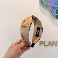 フェンディカチューシャ FENDI 2025新作 カチューシャ