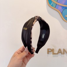 フェンディカチューシャ FENDI 2025新作 カチューシャ