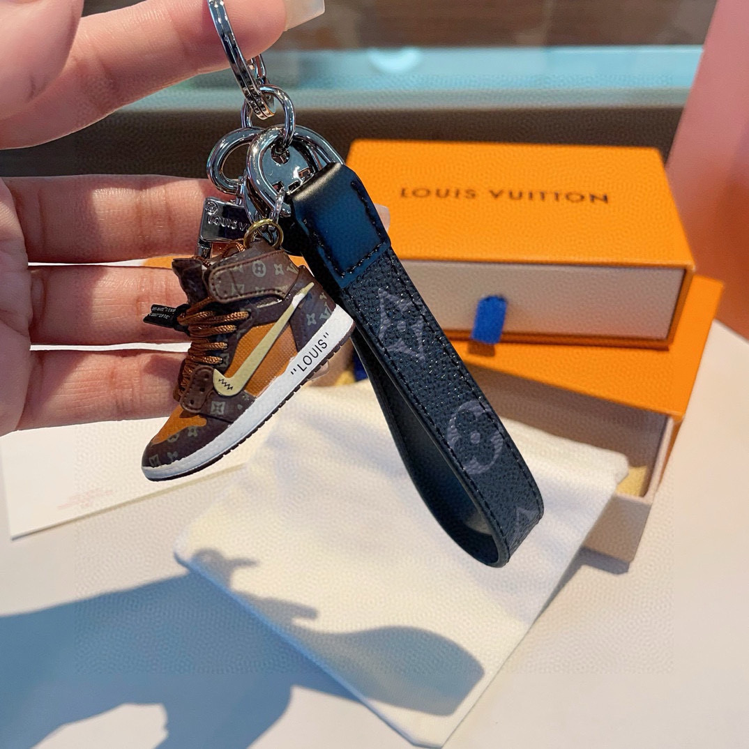 ルイヴィトンキーホルダー LOUIS VUITTON 2025新作 キーホルダー