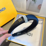 フェンディカチューシャ FENDI 2025新作 カチューシャ