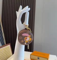 ルイヴィトンキーホルダー LOUIS VUITTON 2025新作 キーホルダー