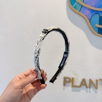 シャネルカチューシャ CHANEL 2025新作 カチューシャ