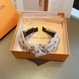 ルイヴィトンカチューシャ LOUIS VUITTON 2025新作 カチューシャ