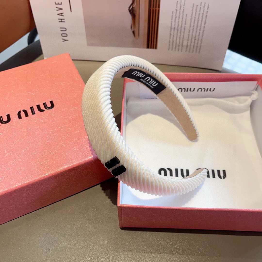 ミュウミュウカチューシャ Miu Miu 2025新作 カチューシャ