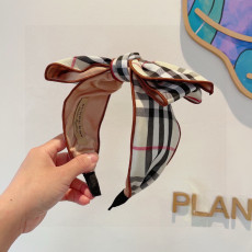 バーバリーカチューシャ BURBERRY 2025新作 カチューシャ