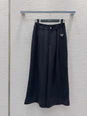 プラダ服 PRADA 2025新作 クロップドワイドレッグパンツ