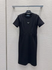 プラダ服 PRADA 2025新作 ドレス