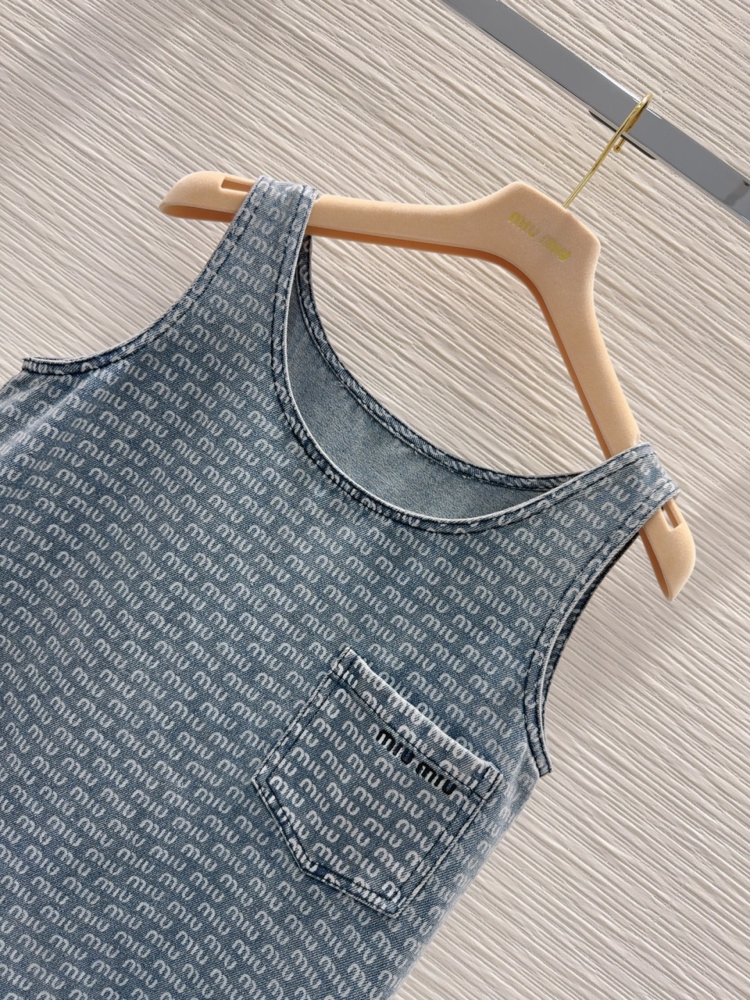 ミュウミュウ服 Miu Miu 2025新作 デニムスカート