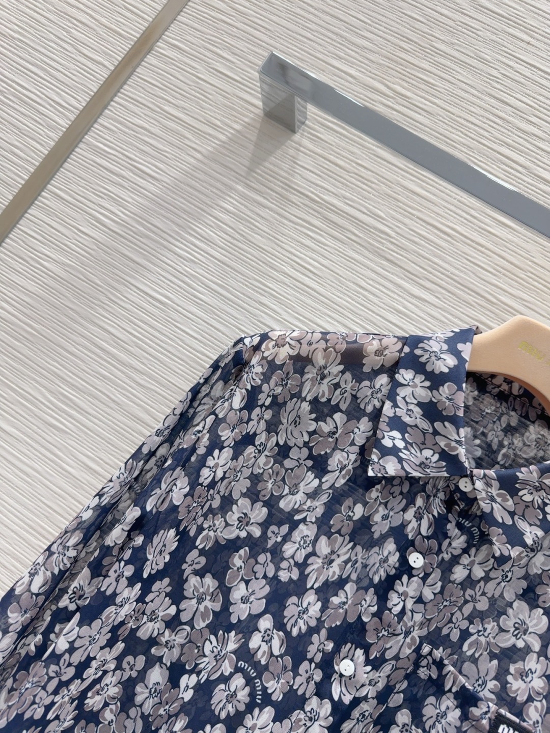 ミュウミュウ服 Miu Miu 2025新作 シャツ