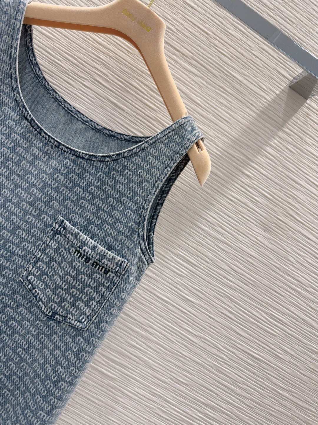 ミュウミュウ服 Miu Miu 2025新作 デニムスカート