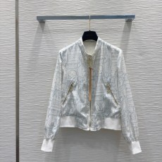 ルイヴィトン服 LOUIS VUITTON 2025新作 コート