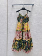 ヴァレンティノ服 VALENTINO 2025新作 サスペンダースカート