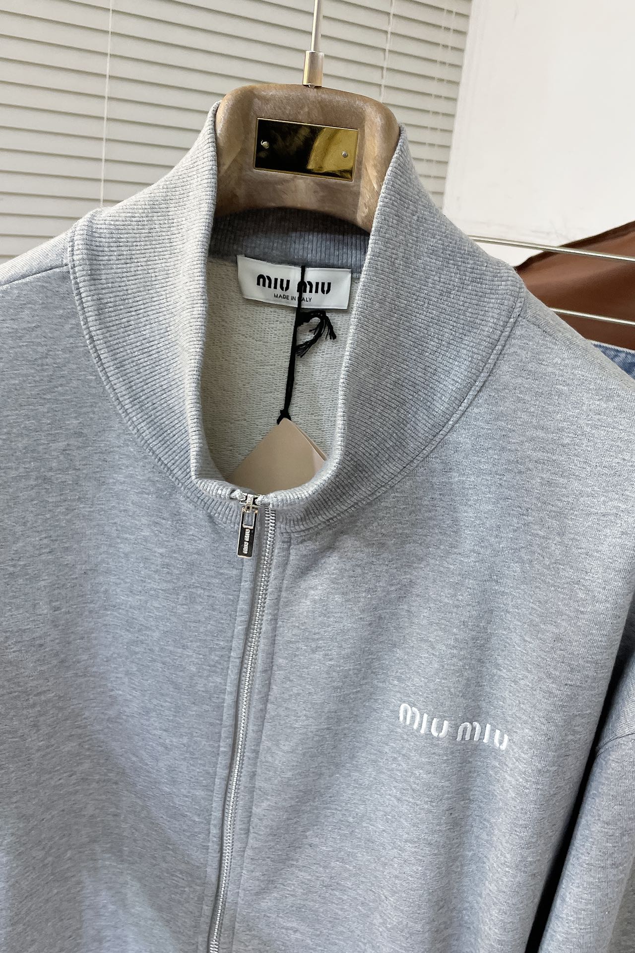 ミュウミュウ服 Miu Miu 2025新作 スタンドカラージャケット