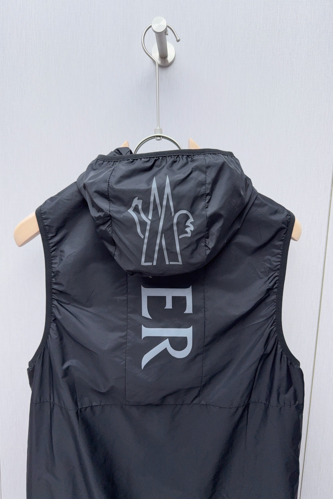モンクレール服 MONCLER 2025新作 ベスト