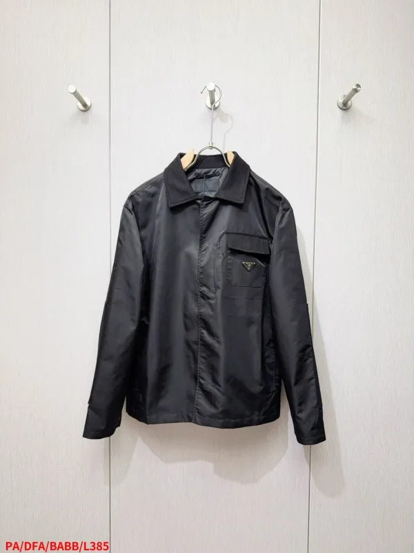 プラダ服 PRADA 2025新作 スタンドカラージャケット