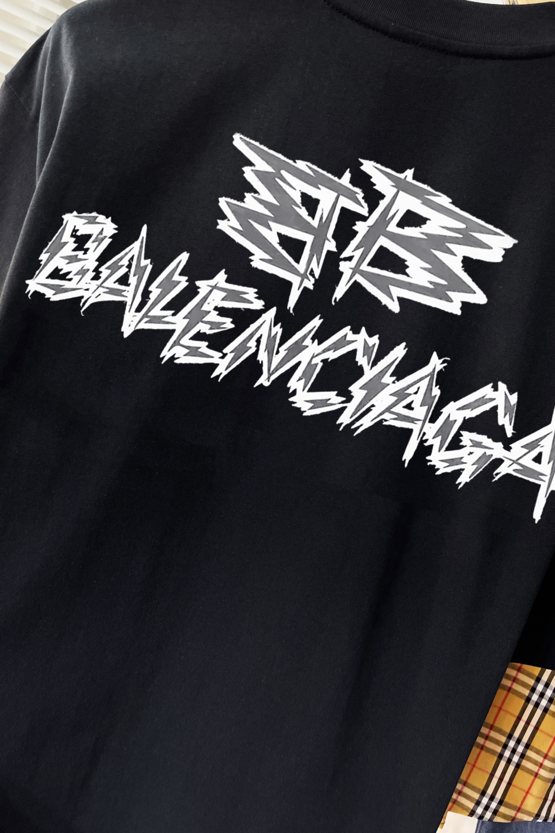 バレンシアガ服 BALENCIAGA 2025新作 半袖Tシャツ